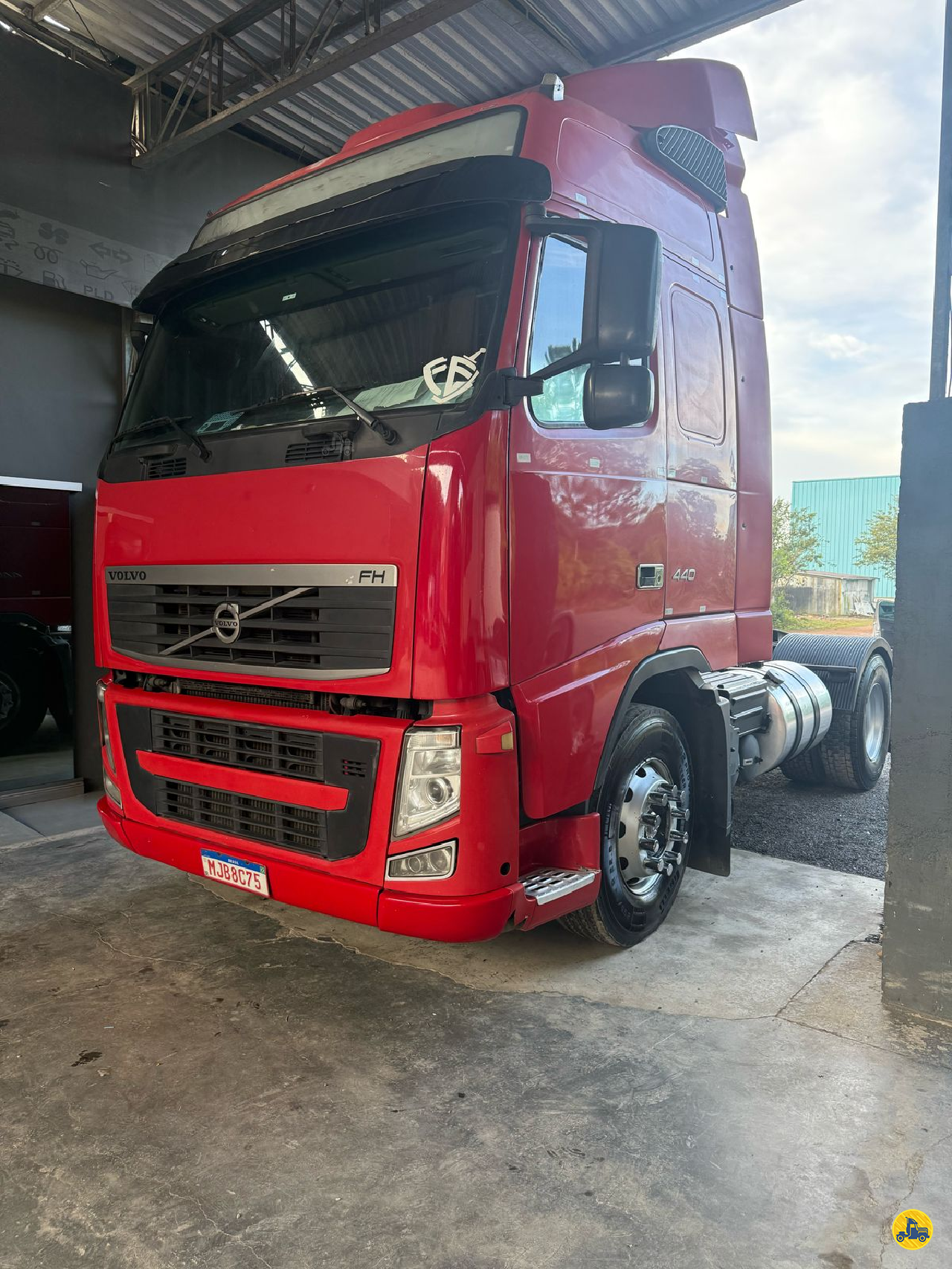 CAMINHAO VOLVO VOLVO FH 440 Cavalo Mecânico Toco 4x2 Sérgio Caminhões Repasse JOINVILLE SANTA CATARINA SC